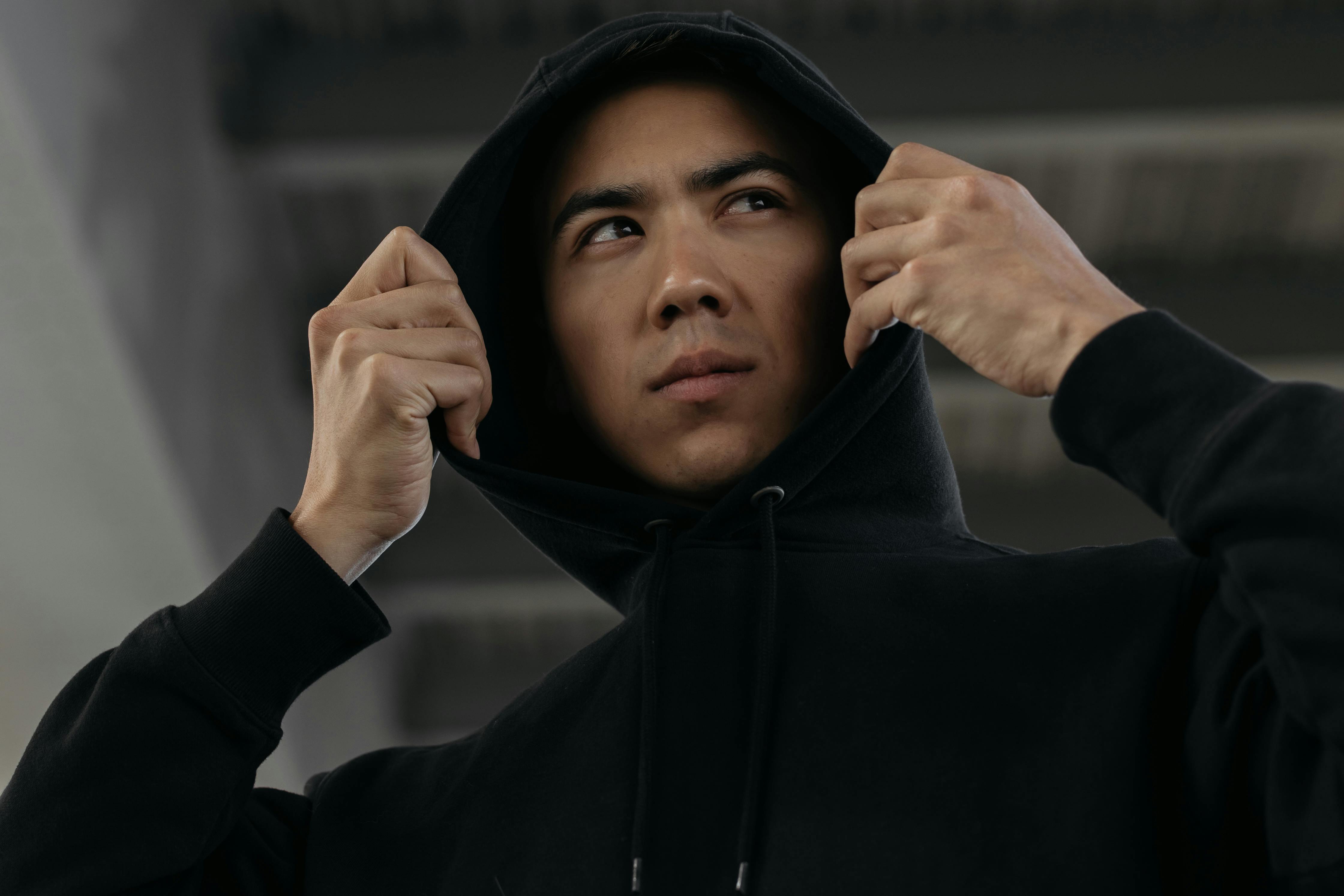 black premium hoodie mens