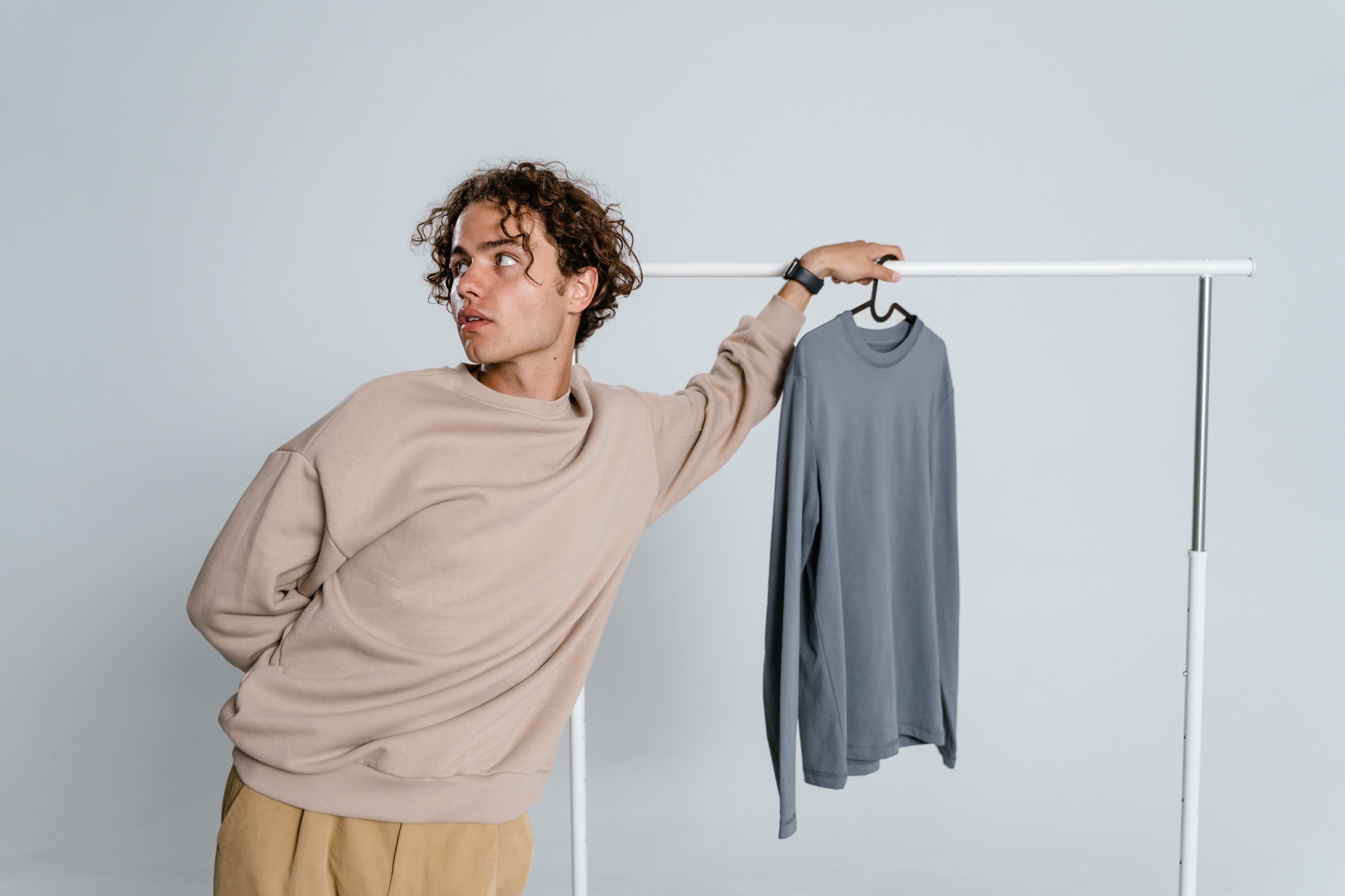 minimalist mens wardrobe checklist